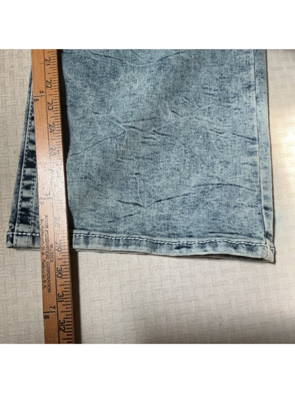 Telepatía Mid Rise Wide Leg Woman's Jeans W/ Floral Skull Pockets Size 15/32 - Picture 7 of 8